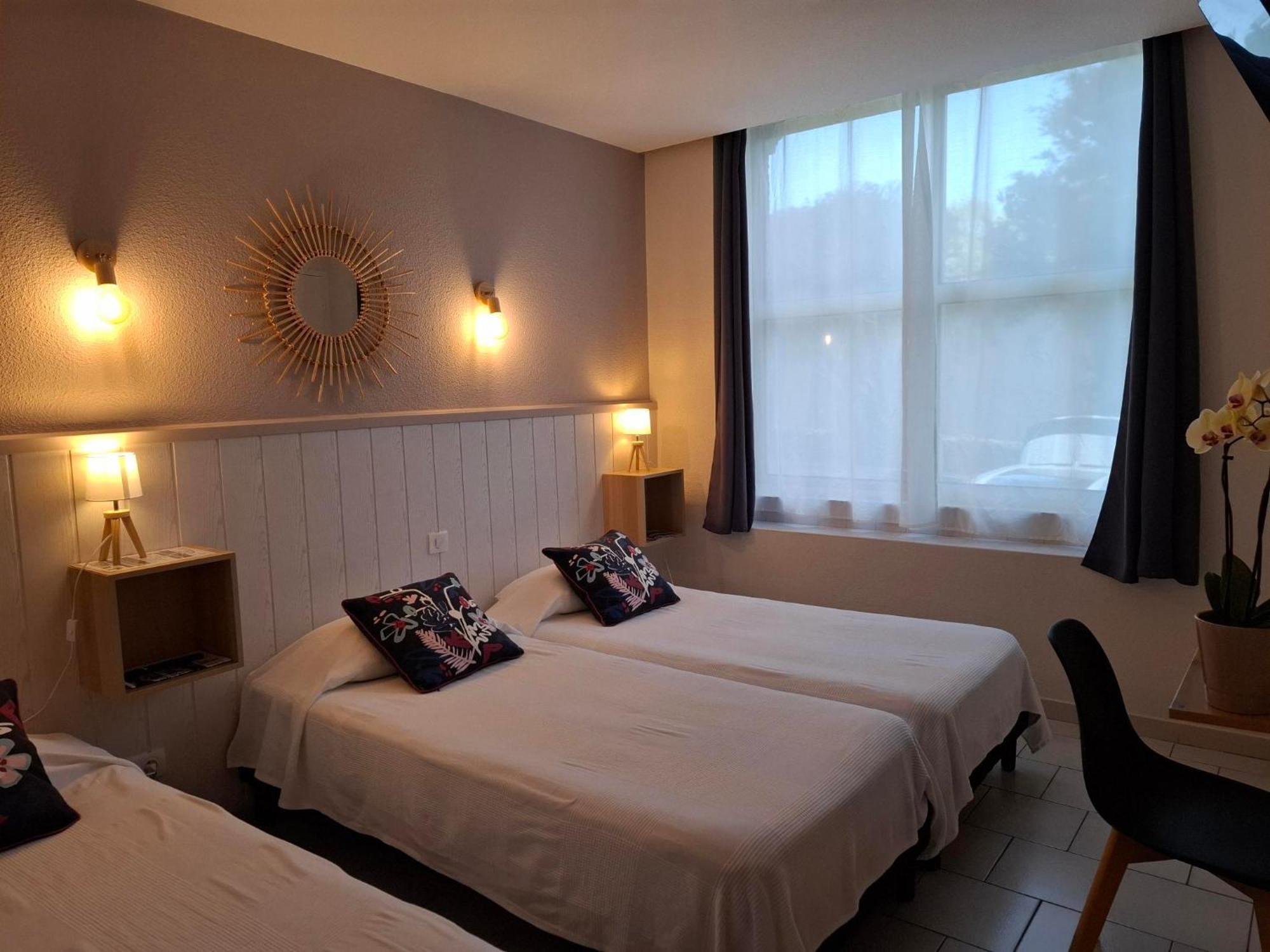 Hotel Les Bellugues Saint-Jean-du-Gard Exterior photo