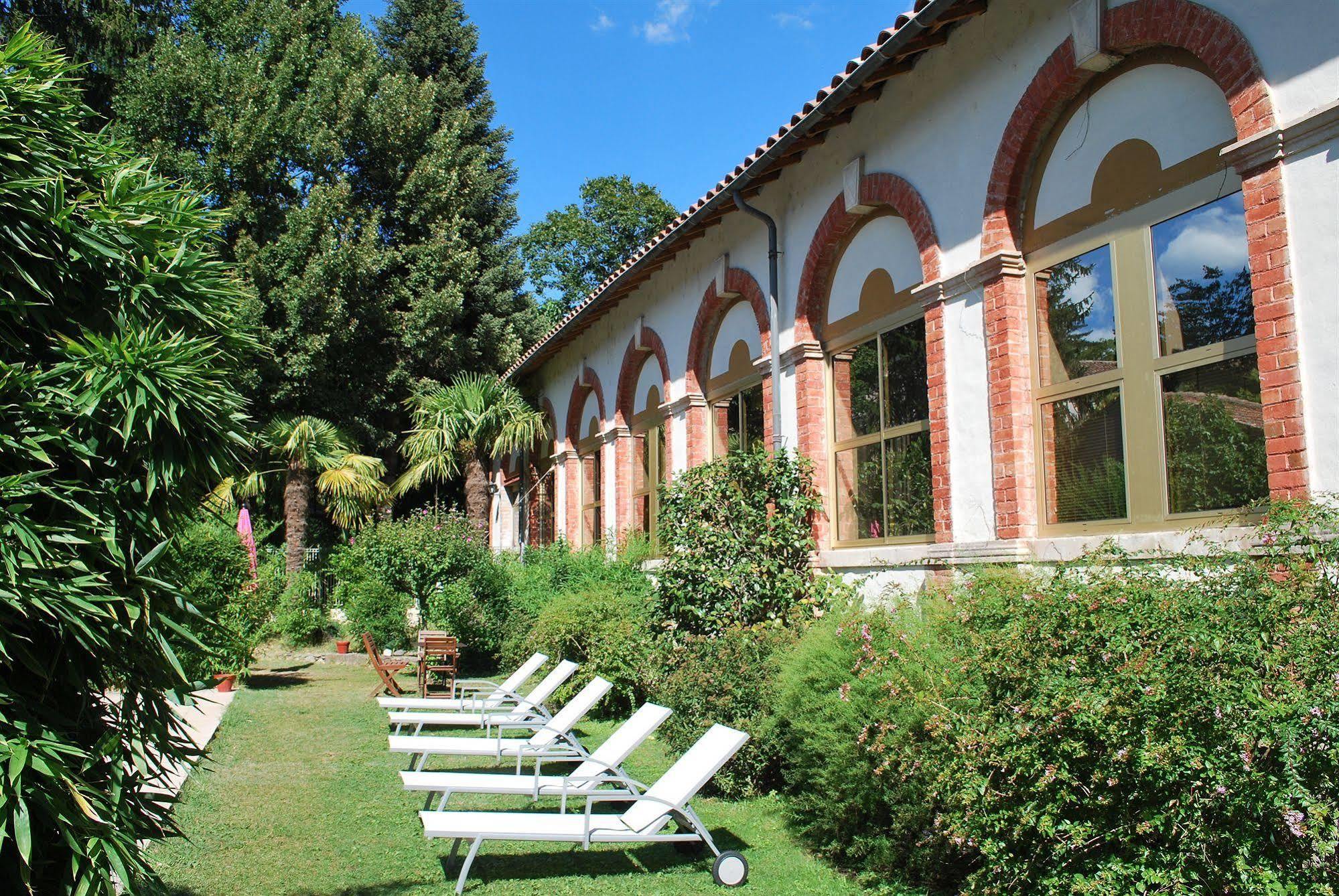 Hotel Les Bellugues Saint-Jean-du-Gard Exterior photo